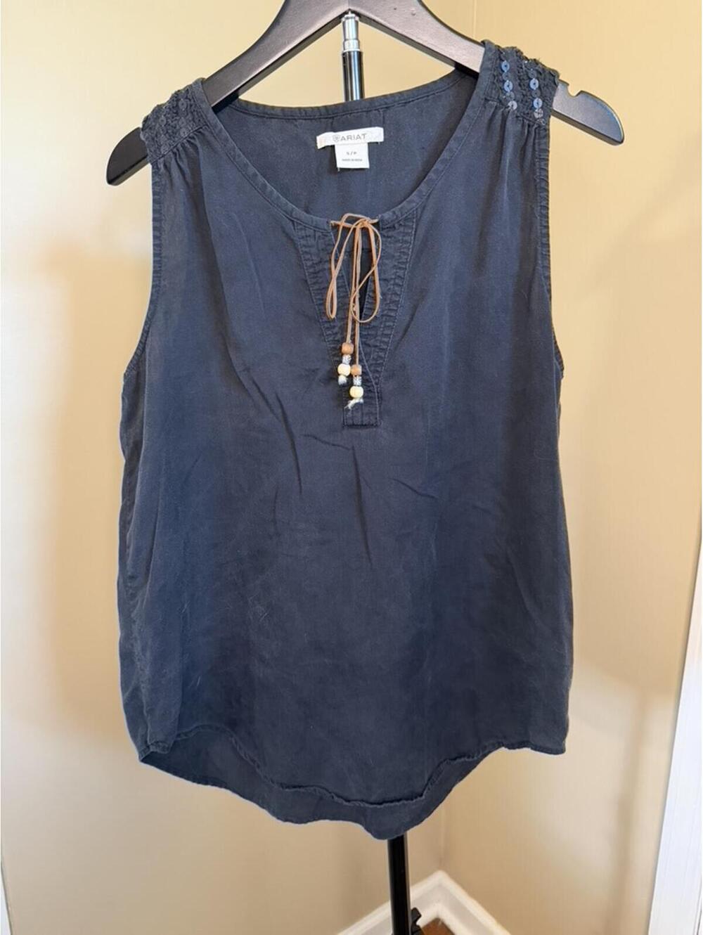 Ariat Black Sleeveless Boho Western Tank Top Women’s Small Sequin Yoke